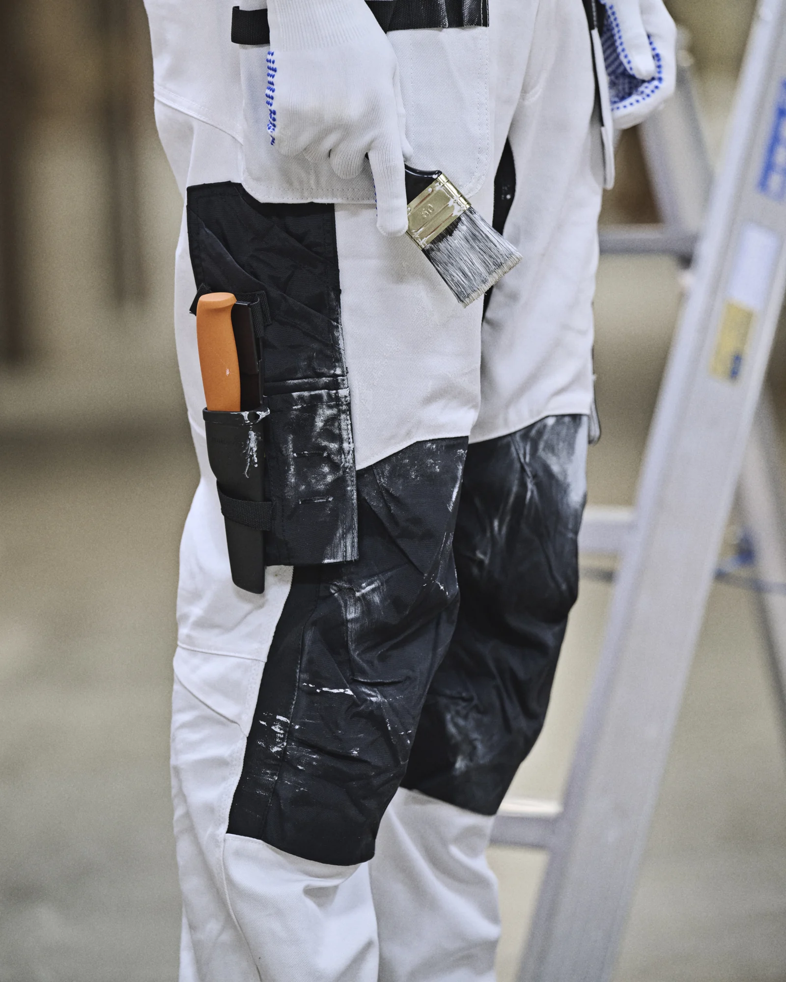 Jobman 2129 schildersbroek heren gedragen op een model