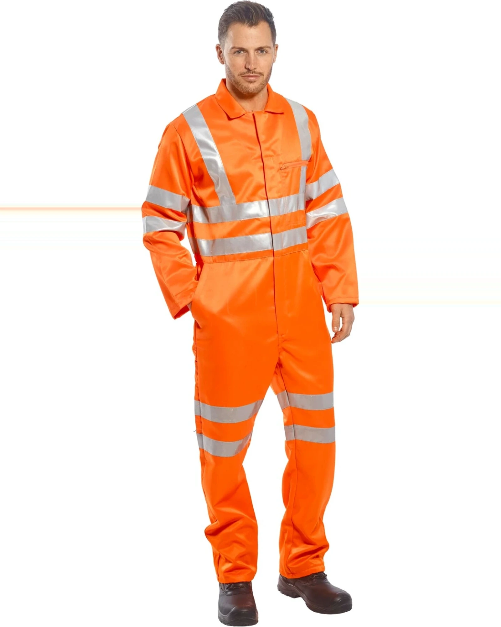 Portwest Hi-Vis Hi-vis overall gedragen door een model